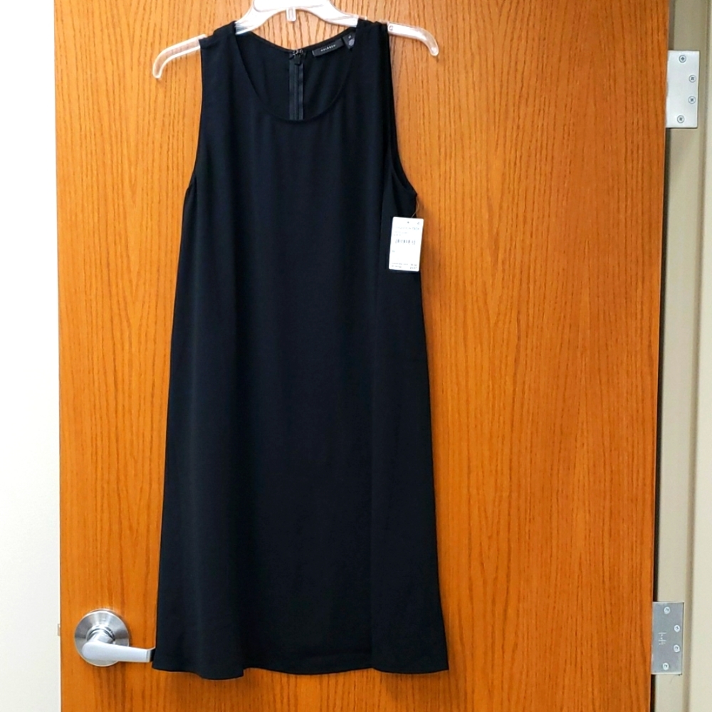 Light shifty black dress